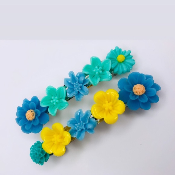 ♡ 2 for 20$ ♡ Blue Floral Hair Clips - Picture 2 of 6